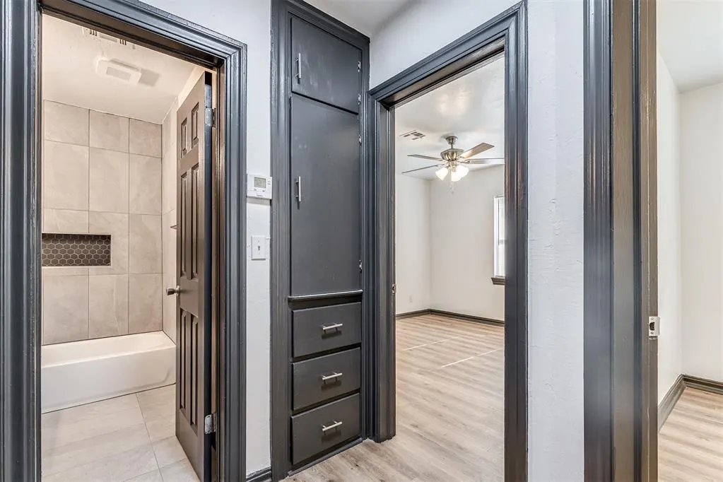 Photo 5 — 2413 NE 27th Avenue, Oklahoma City, OK 73111