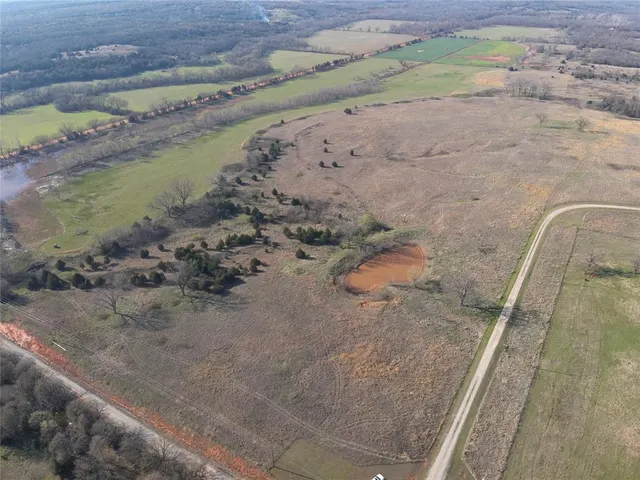 Photo 5 — 5 E Simmons Road, Luther, OK 73054