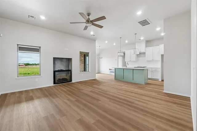 Photo 7 — 30185 Cashion Acres Road, Cashion, OK 73016