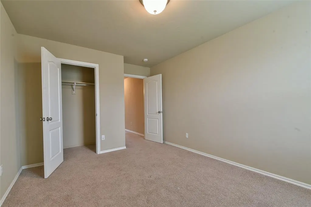 Photo 14 — 9613 Eli Drive, Oklahoma City, OK 73160