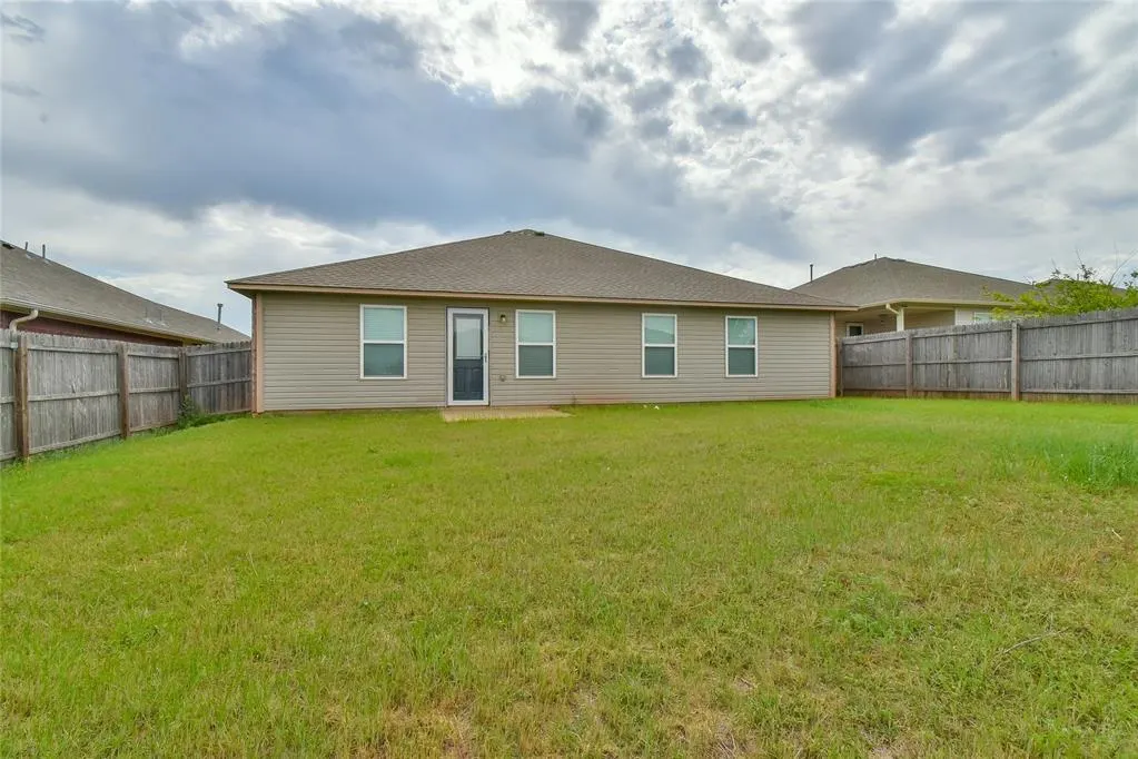 Photo 24 — 9613 Eli Drive, Oklahoma City, OK 73160