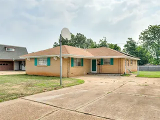 Sold home at 2316 S Mansfield Street