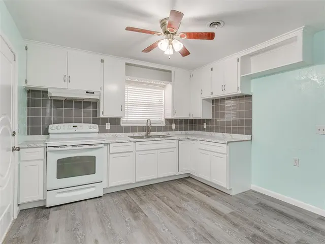 Photo 8 — 2316 S Mansfield Street, Oklahoma City, OK 73115