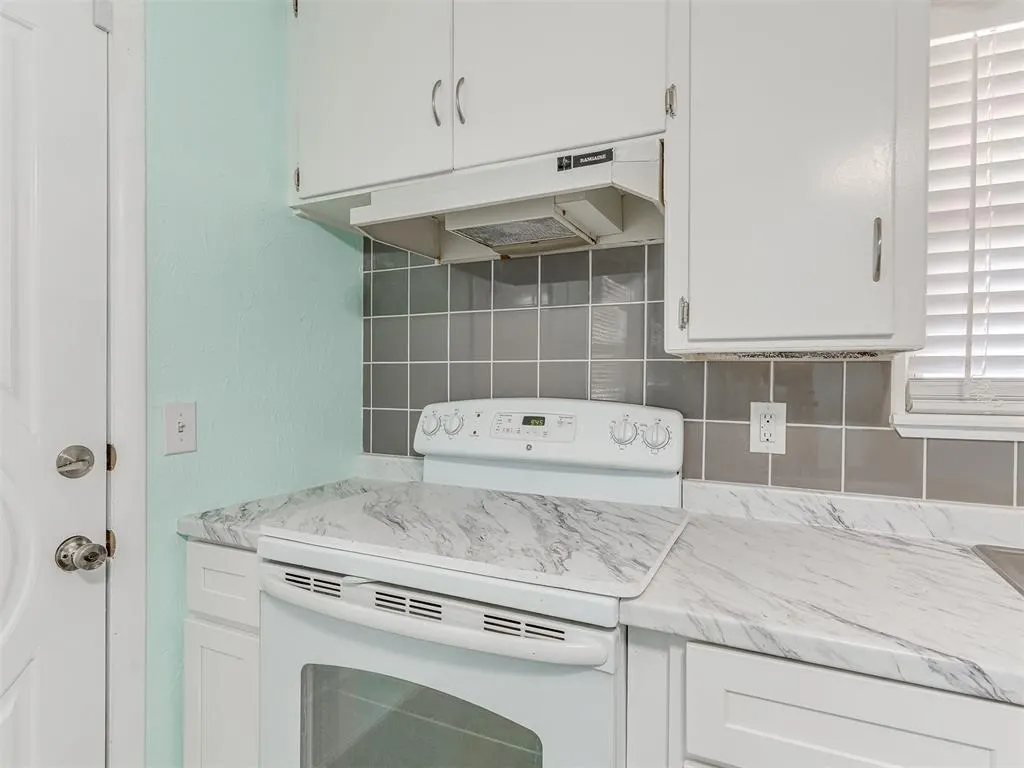 Photo 10 — 2316 S Mansfield Street, Oklahoma City, OK 73115
