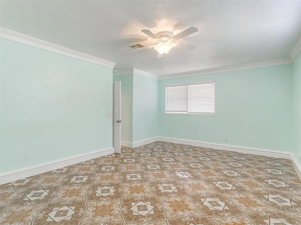 Photo 14 — 2316 S Mansfield Street, Oklahoma City, OK 73115