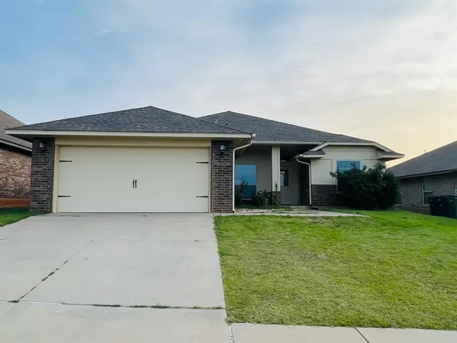 Front exterior — 18321 Groveton Boulevard, Edmond, OK 73012