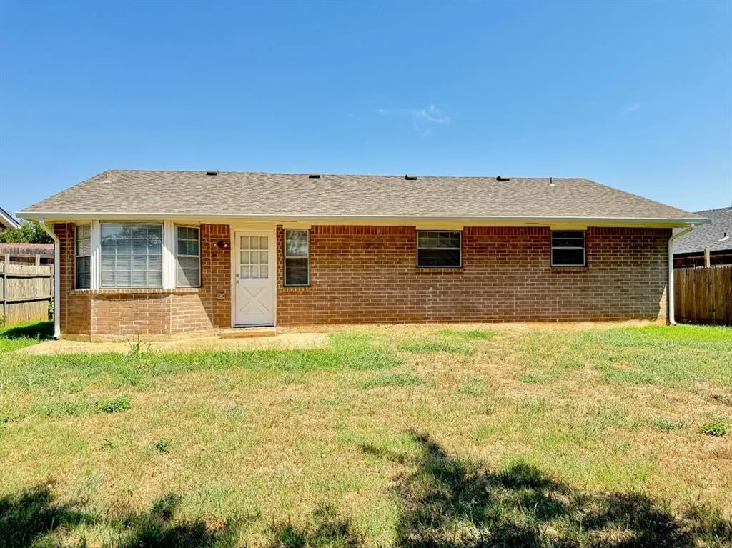 Photo 23 — 1006 Richmond Street, Yukon, OK 73099