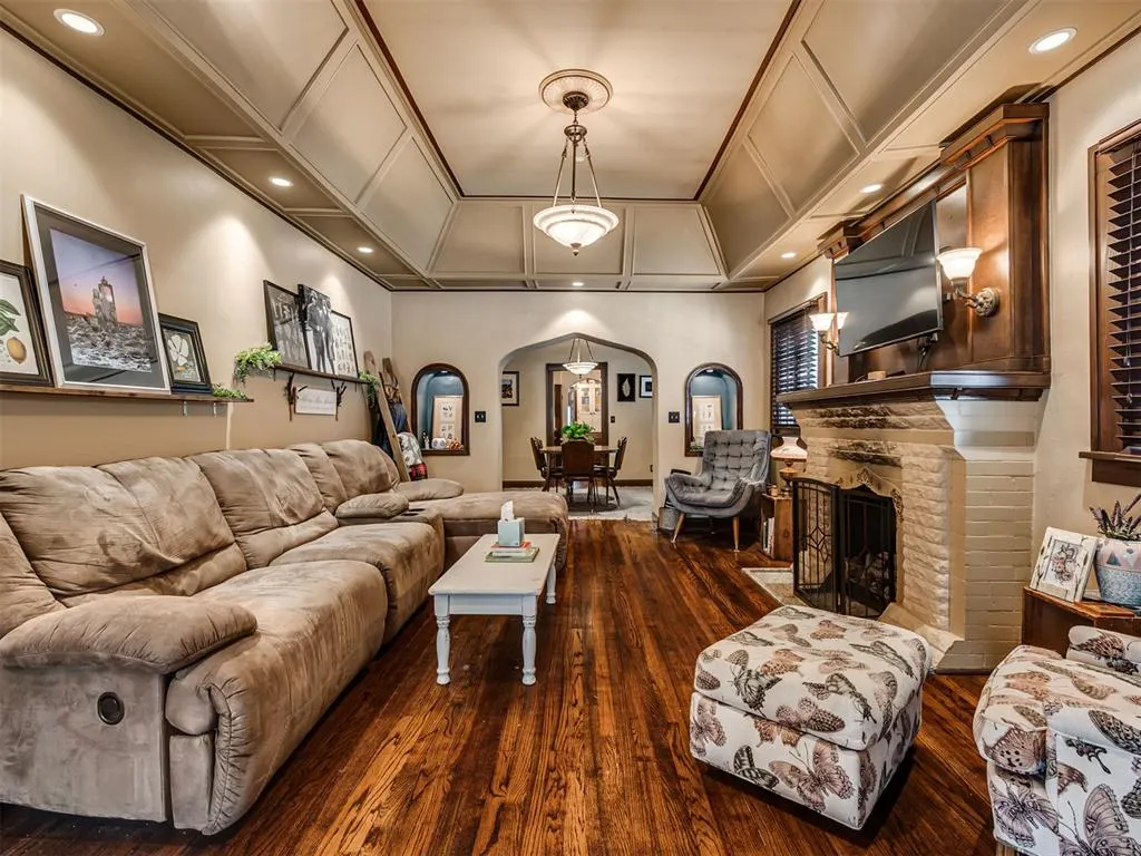 Photo 4 — 1128 N Broadway Avenue, Shawnee, OK 74801