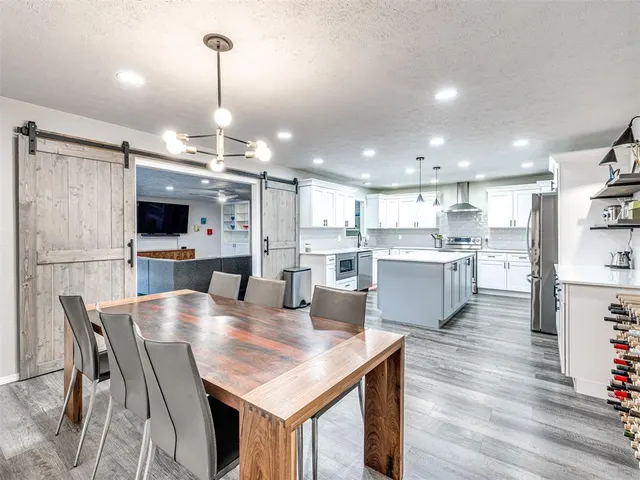 Photo 7 — 10505 Lyndon Road, The Village, OK 73120