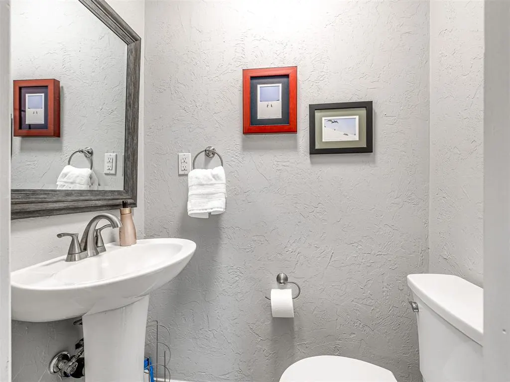Photo 21 — 10505 Lyndon Road, The Village, OK 73120