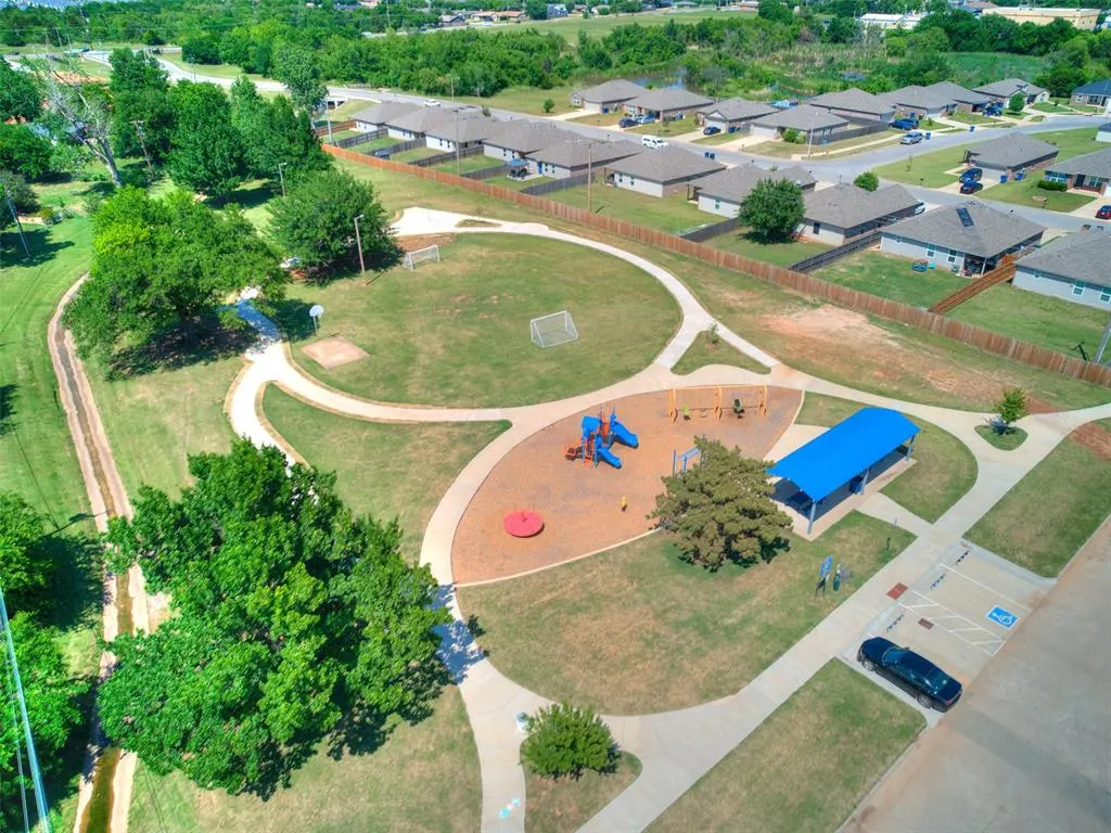 Photo 40 — 10505 Lyndon Road, The Village, OK 73120