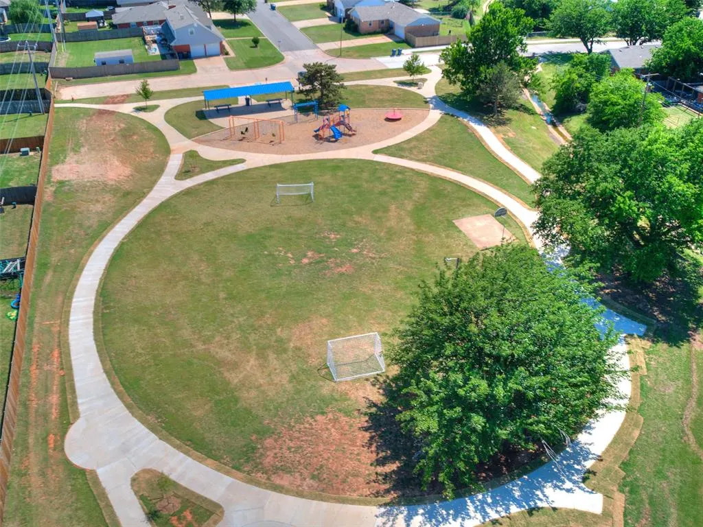 Photo 42 — 10505 Lyndon Road, The Village, OK 73120