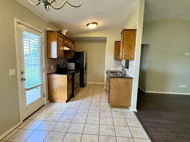 Photo 8 — 1804 NW 143rd Street, Edmond, OK 73013