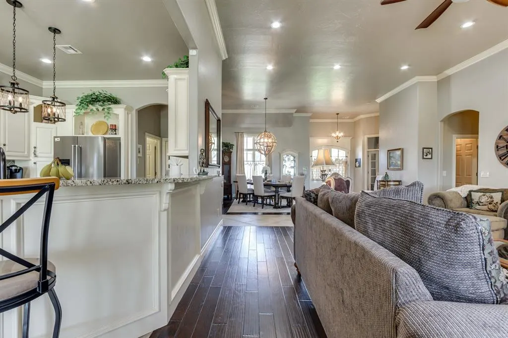 Photo 15 — 1832 Red Prairie Drive, Edmond, OK 73025