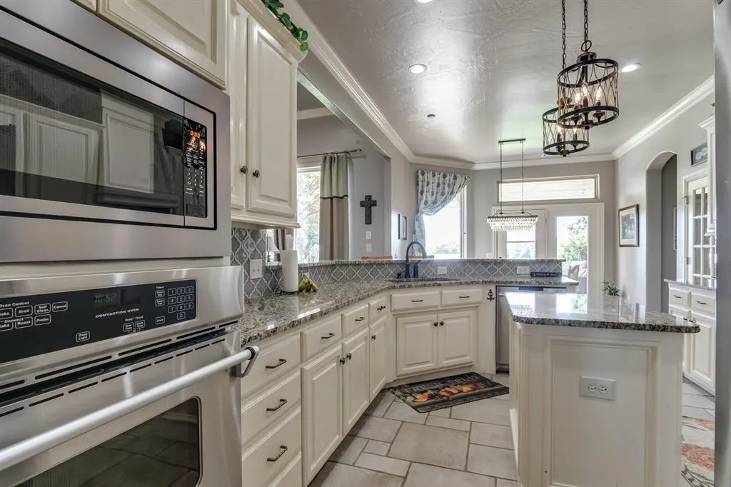 Photo 21 — 1832 Red Prairie Drive, Edmond, OK 73025