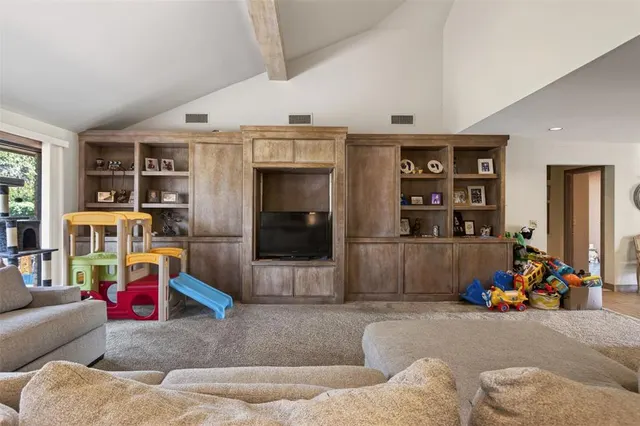 Photo 8 — 6200 Riviera Drive, Oklahoma City, OK 73112