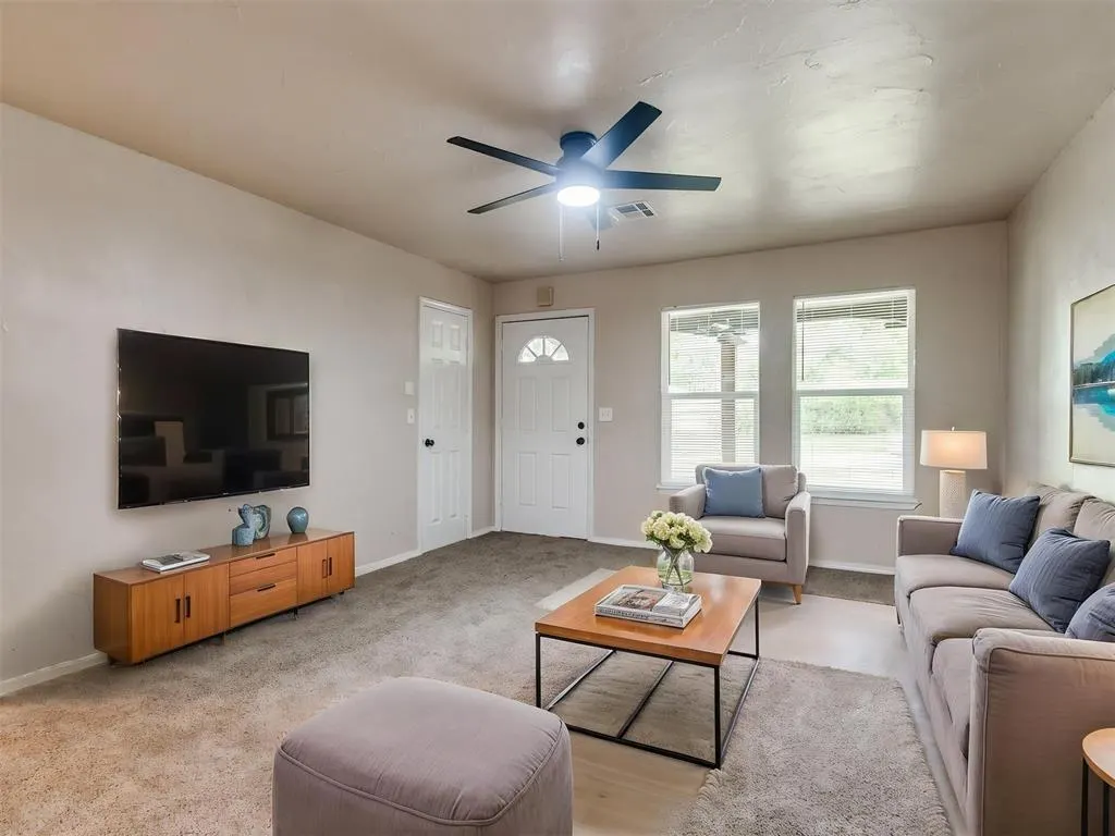 Photo 6 — 207 E Beech Street, Tecumseh, OK 74873