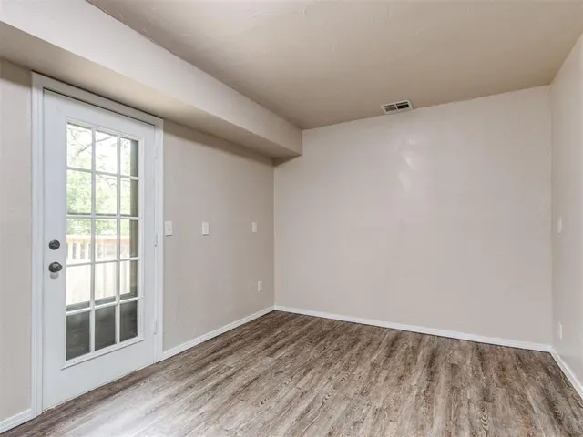 Photo 7 — 207 E Beech Street, Tecumseh, OK 74873