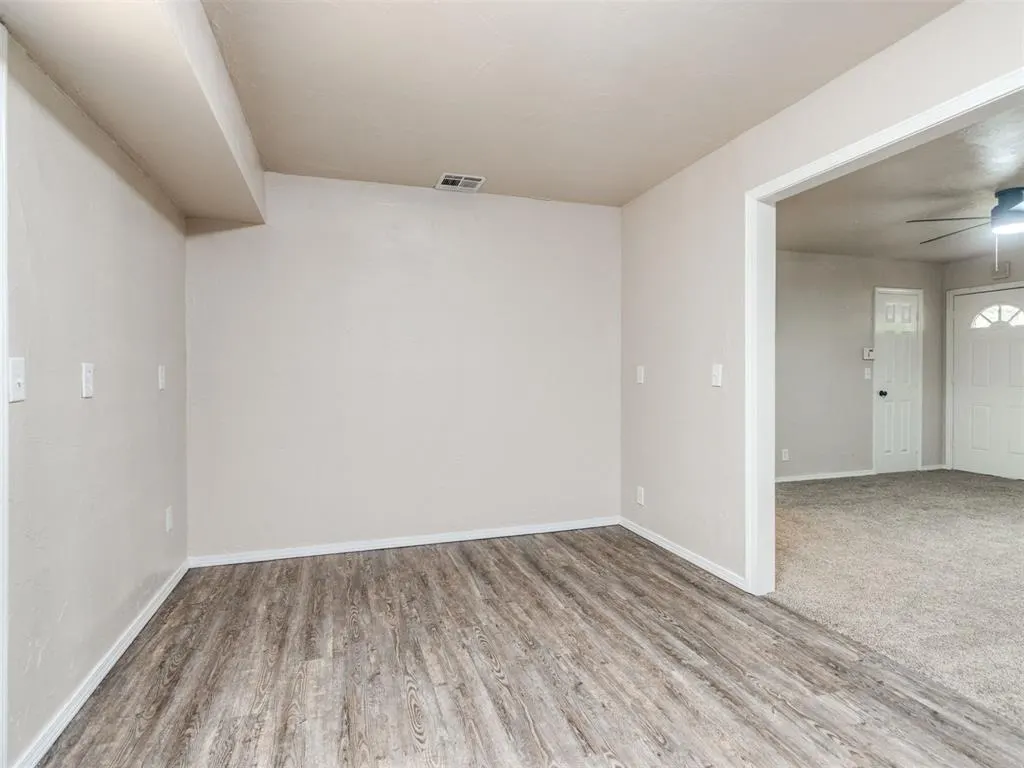 Photo 8 — 207 E Beech Street, Tecumseh, OK 74873