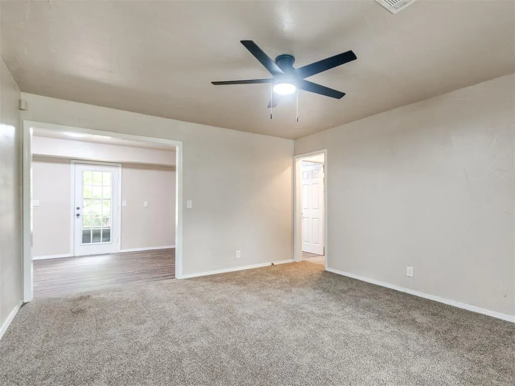 Photo 10 — 207 E Beech Street, Tecumseh, OK 74873
