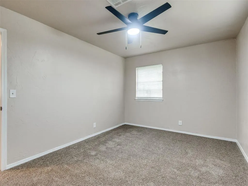Photo 13 — 207 E Beech Street, Tecumseh, OK 74873