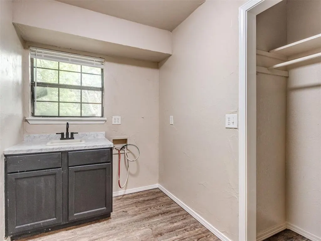Photo 34 — 207 E Beech Street, Tecumseh, OK 74873