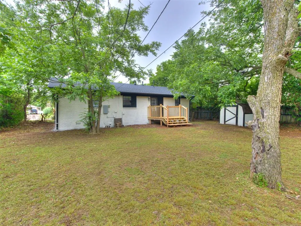 Photo 35 — 207 E Beech Street, Tecumseh, OK 74873