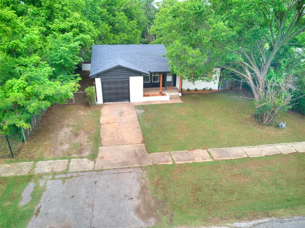 Photo 39 — 207 E Beech Street, Tecumseh, OK 74873