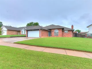 Sold home at 1653 NE 9th Street