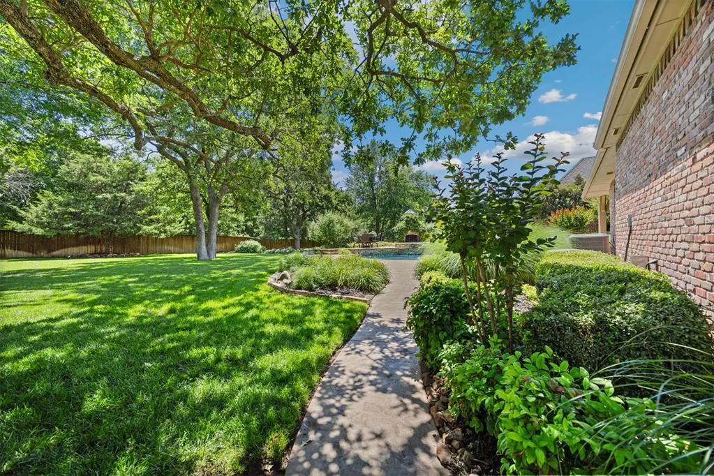 Photo 39 — 3800 Redmont Trace, Edmond, OK 73034