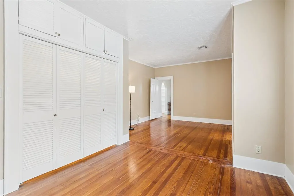 Photo 21 — 930 S Pickard Avenue, Norman, OK 73069
