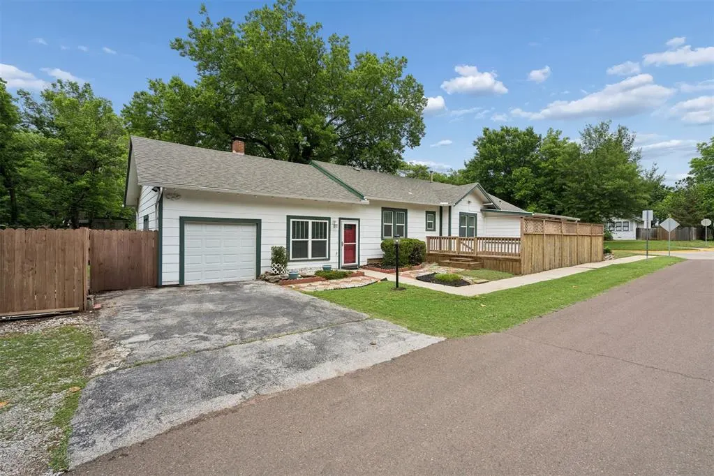 Photo 36 — 930 S Pickard Avenue, Norman, OK 73069