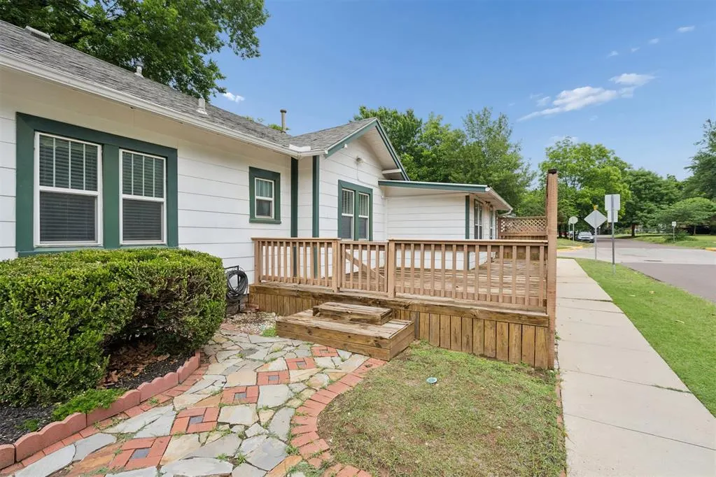 Photo 37 — 930 S Pickard Avenue, Norman, OK 73069