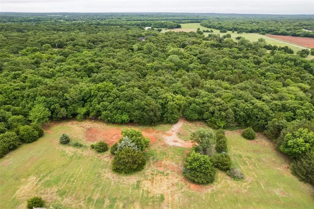 Photo 19 — 3800 NE 68th Avenue, Norman, OK 73026