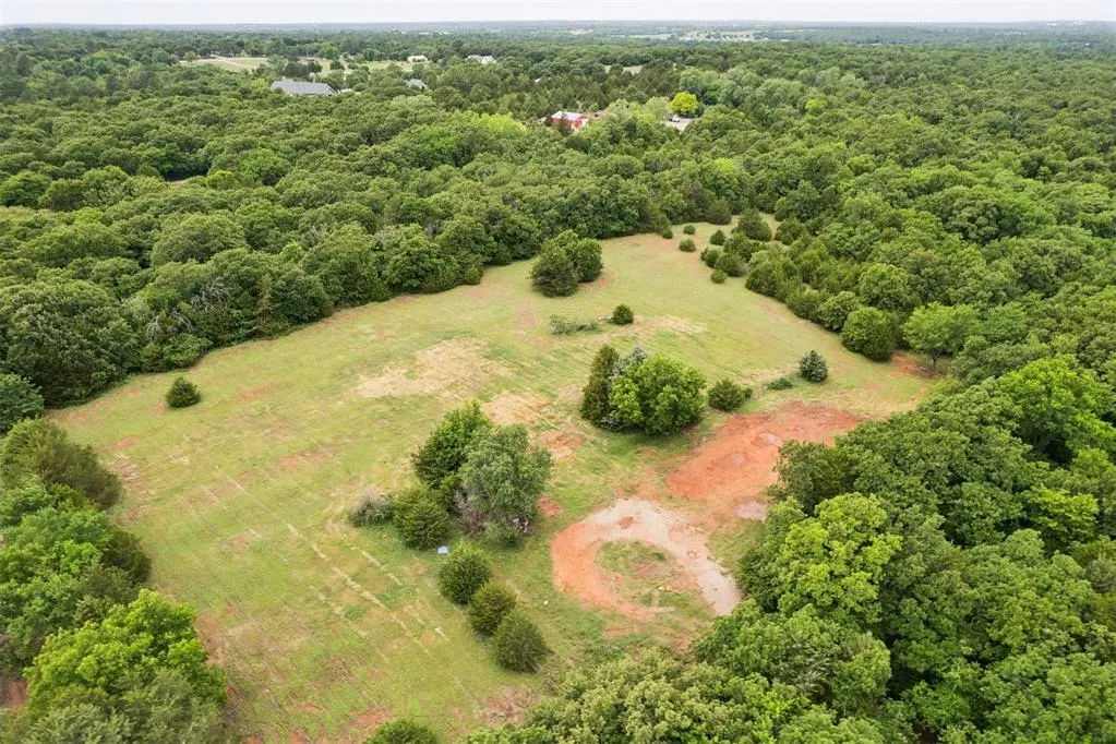 Photo 21 — 3800 NE 68th Avenue, Norman, OK 73026