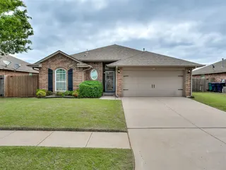 Sold home at 1004 Desert Trail