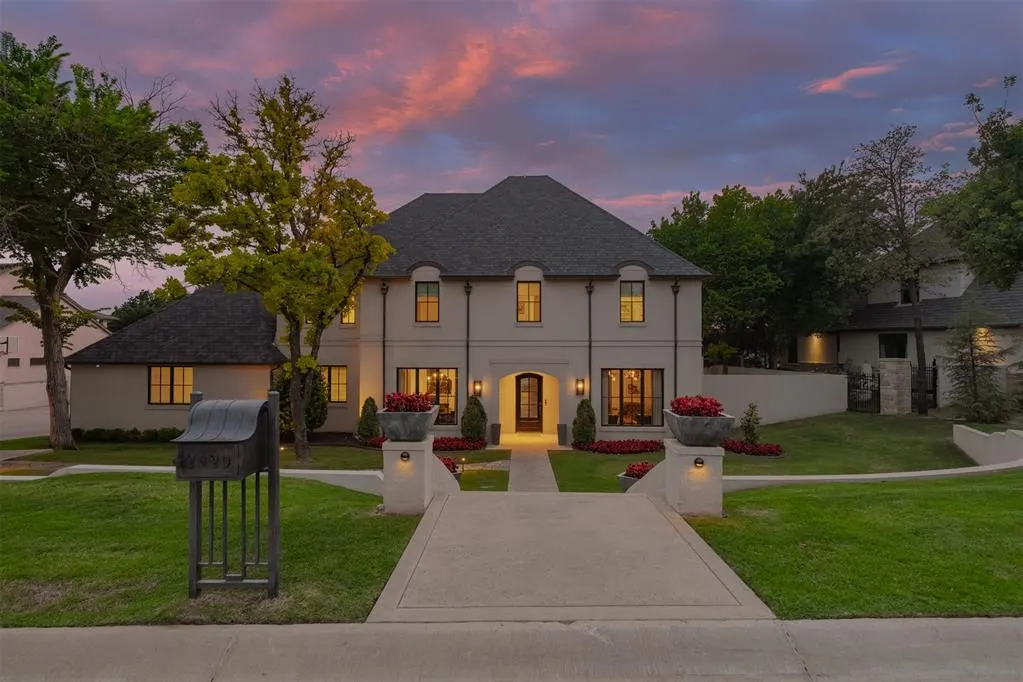Front exterior — 2620 Berry Farm Road, Norman, OK 73072