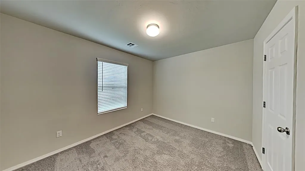 Photo 14 — 4328 Umbria Road, Oklahoma City, OK 73179