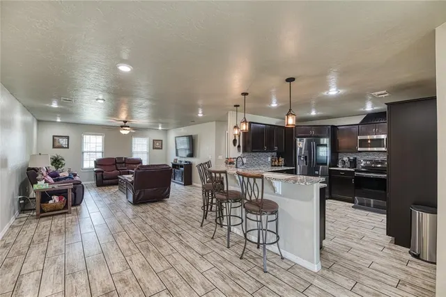 Photo 7 — 148 E Bonita Drive, Elk City, OK 73644