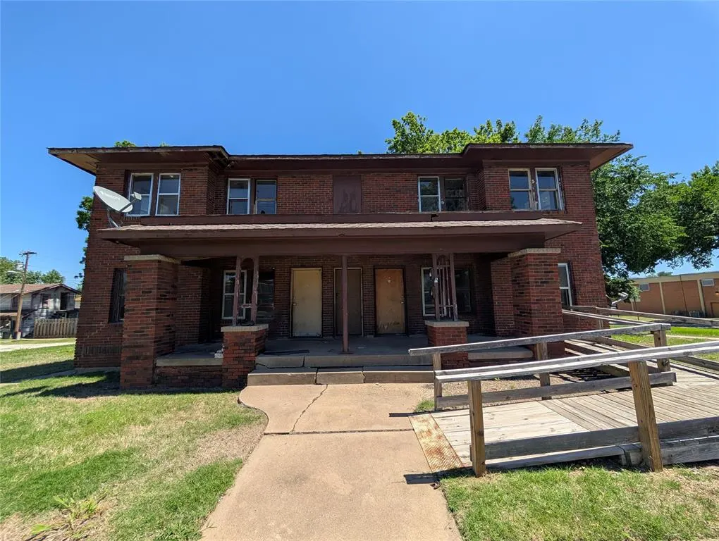 Front exterior — 101 N 7th Street, Ponca City, OK 74601
