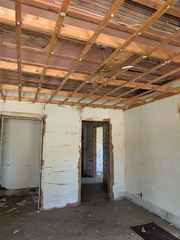 Photo 7 — 101 N 7th Street, Ponca City, OK 74601
