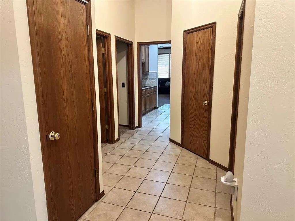 Photo 31 — 12209 Village Lane, Oklahoma City, OK 73170