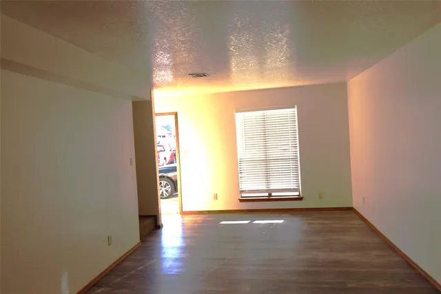 Photo 3 — 1901 Lindsey Street 40, Norman, OK 73071