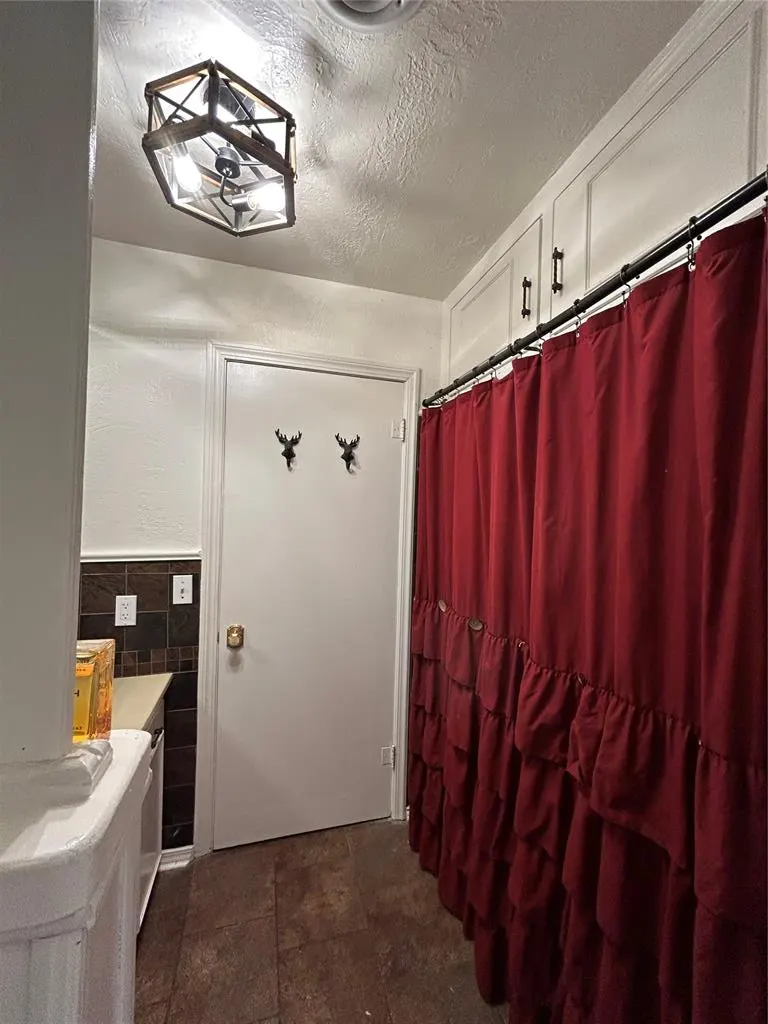 Photo 22 — 414 N Broadway Avenue, Hobart, OK 73651