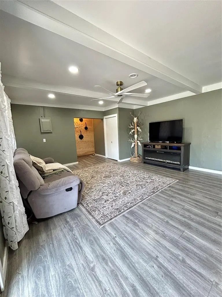 Photo 30 — 414 N Broadway Avenue, Hobart, OK 73651