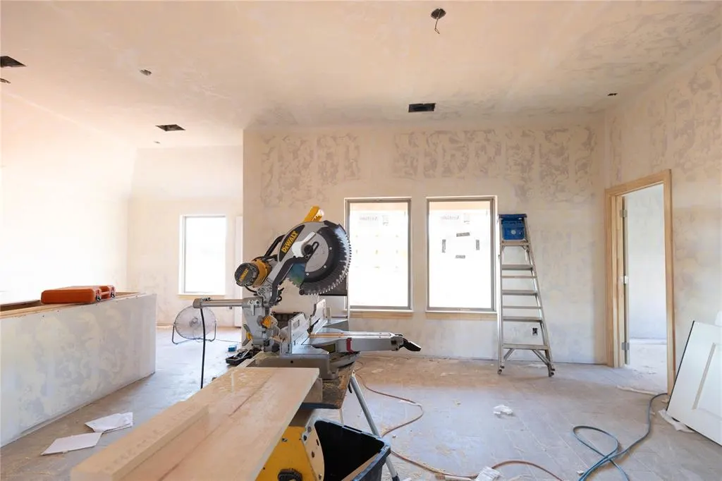 Photo 5 — 10348 SW 56th Street, Mustang, OK 73064