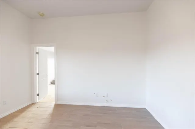 Photo 4 — 10348 SW 56th Street, Mustang, OK 73064