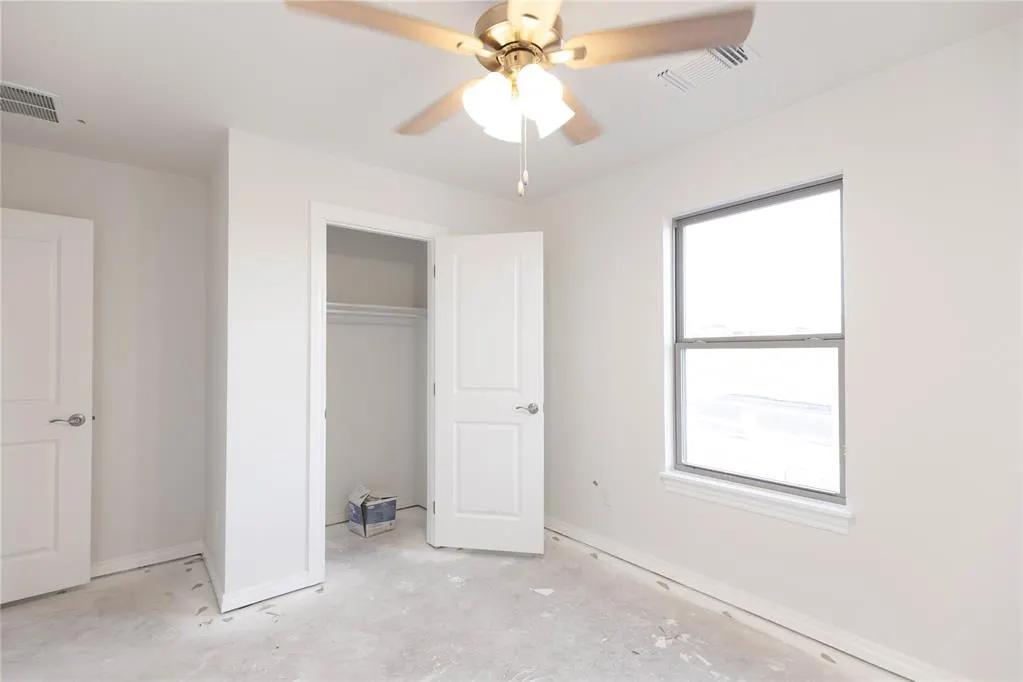 Photo 10 — 10348 SW 56th Street, Mustang, OK 73064