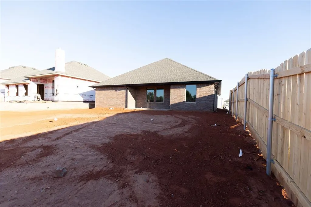 Photo 18 — 10348 SW 56th Street, Mustang, OK 73064