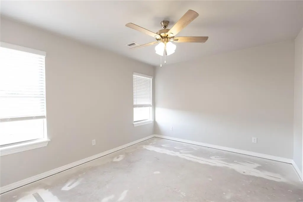 Photo 5 — 10344 SW 56th Street, Mustang, OK 73064